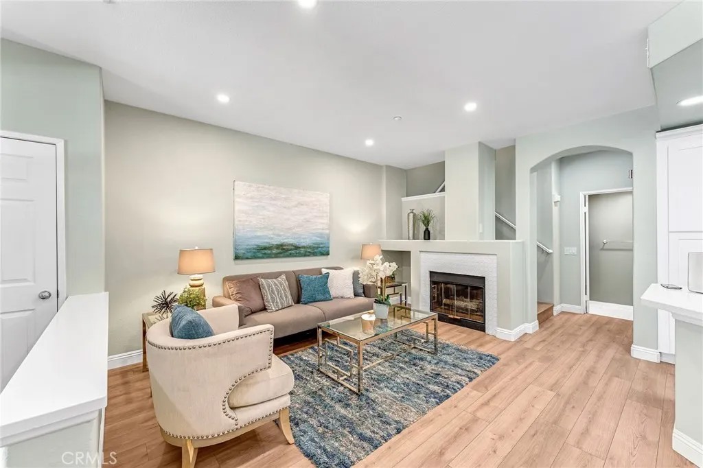 304 Birch Grove