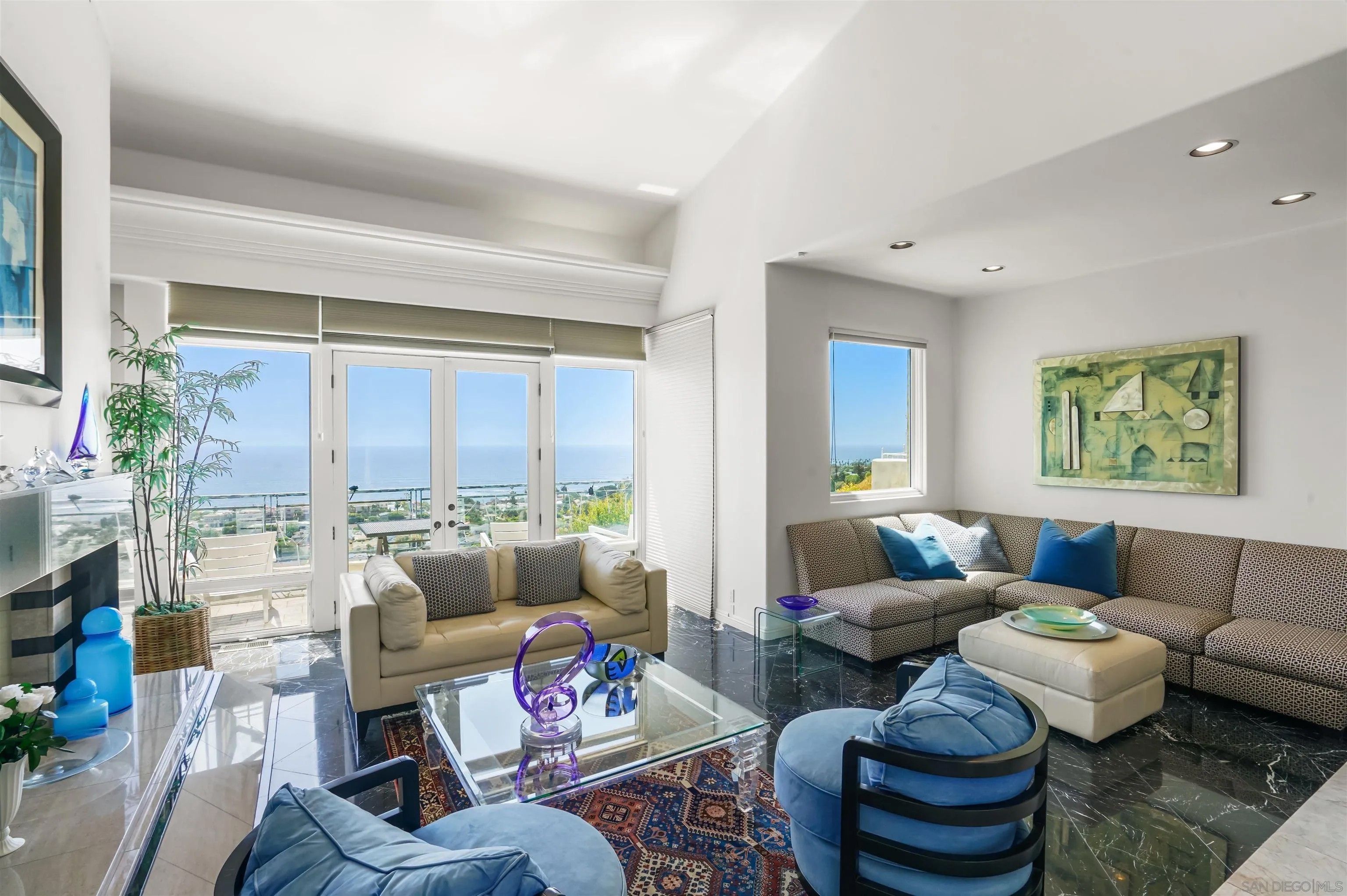 5756 La Jolla Corona Dr