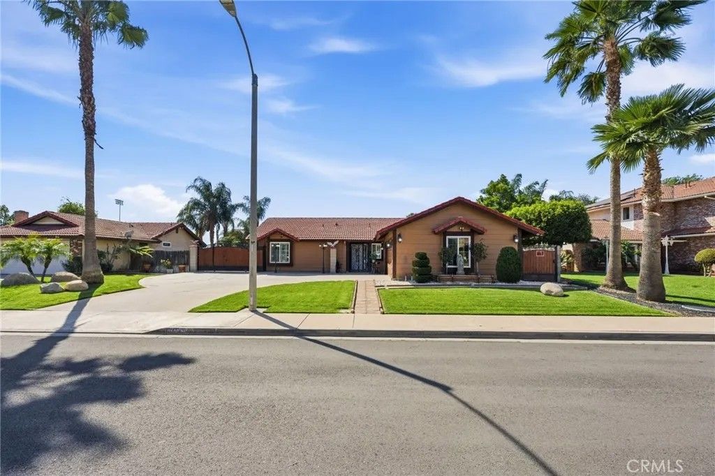 Photo of 13193 Adeline Ave, Moreno Valley, CA 92553 (MLS # DW26064075)