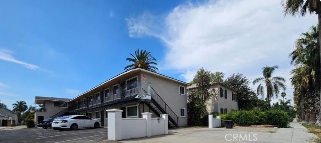 Photo of 3643 Brockton Ave #F, Riverside, CA 92501 (MLS # OC26027789)