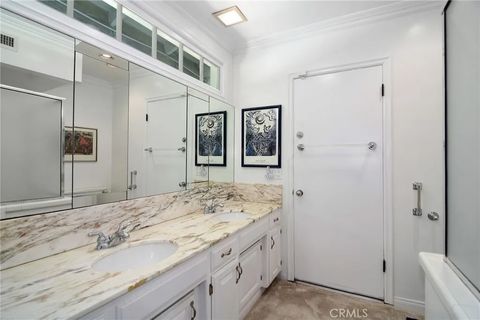 Tiny photo for 13943 Margate Street, Sherman Oaks, CA 91401 (MLS # SR25232553)