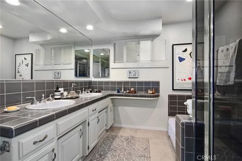 Tiny photo for 13943 Margate Street, Sherman Oaks, CA 91401 (MLS # SR25232553)