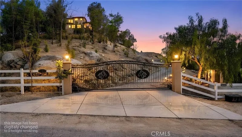 32360 Navajo Springs