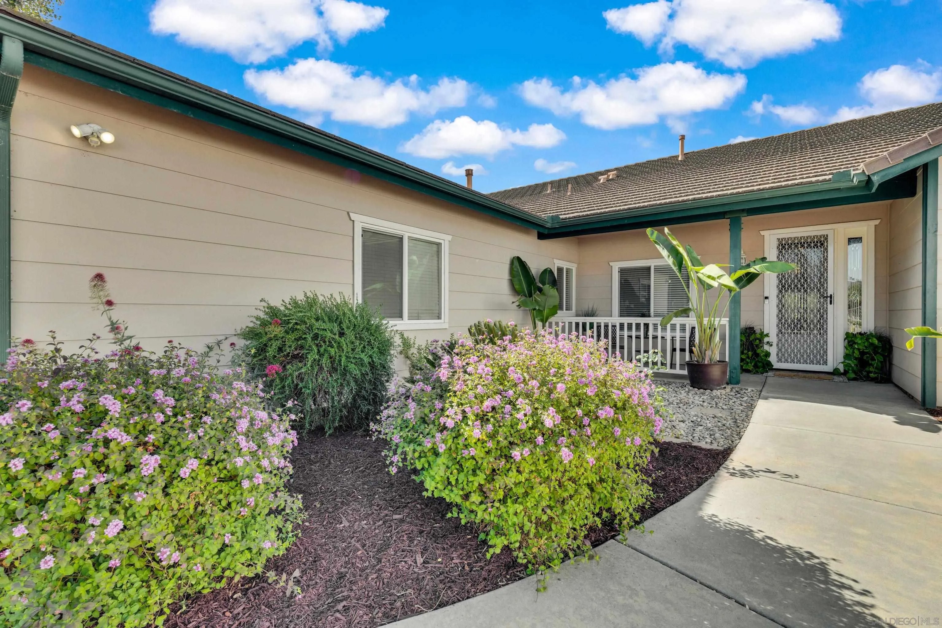 10155 Conejo Lane