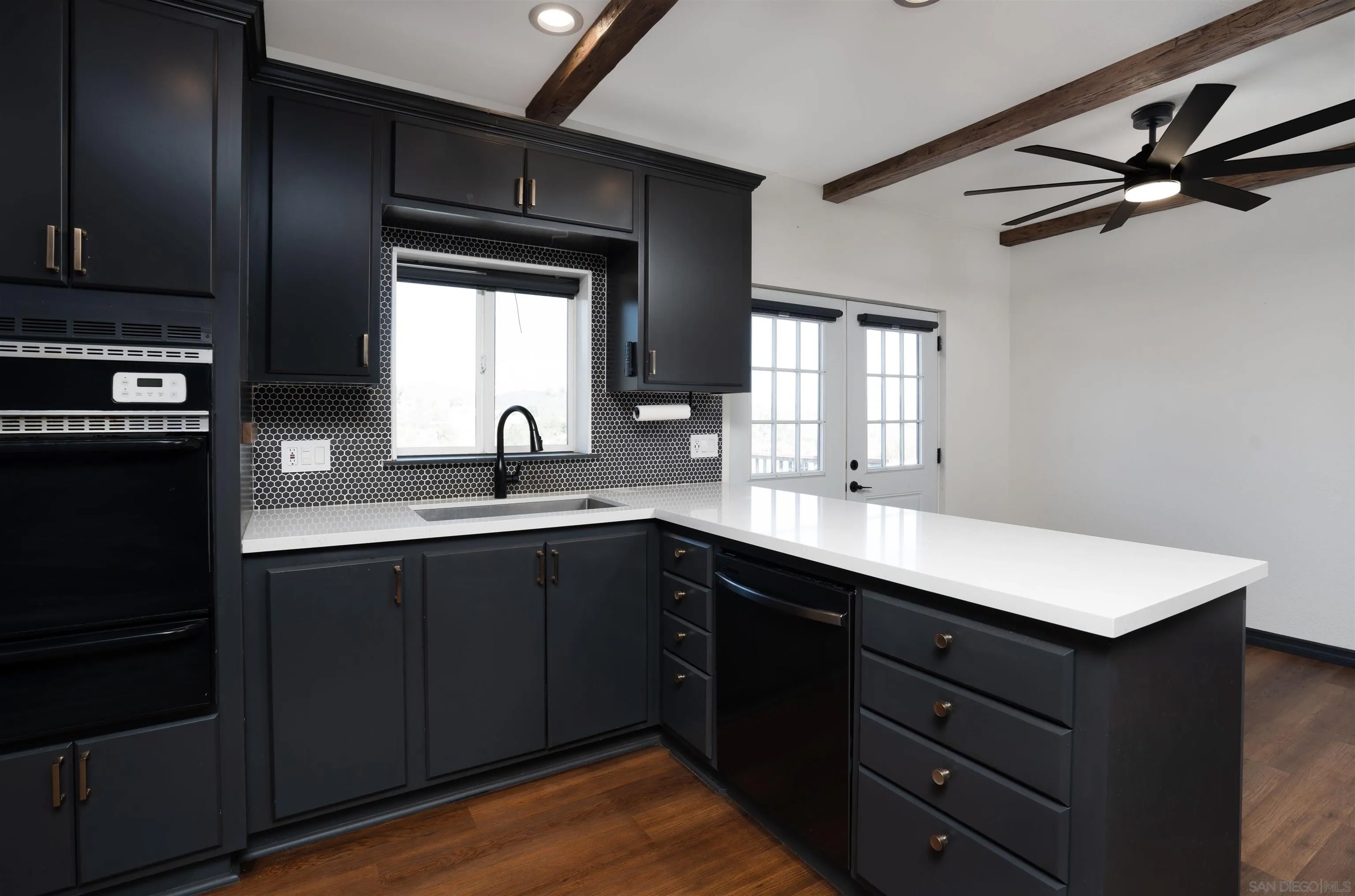 13210 Medallion Ln