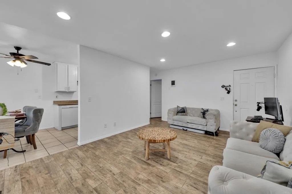 10235 Madrid Way 114