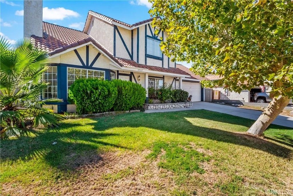 Photo of 39317 Beacon Lane, Palmdale, CA 93551 (MLS # SR26095729)