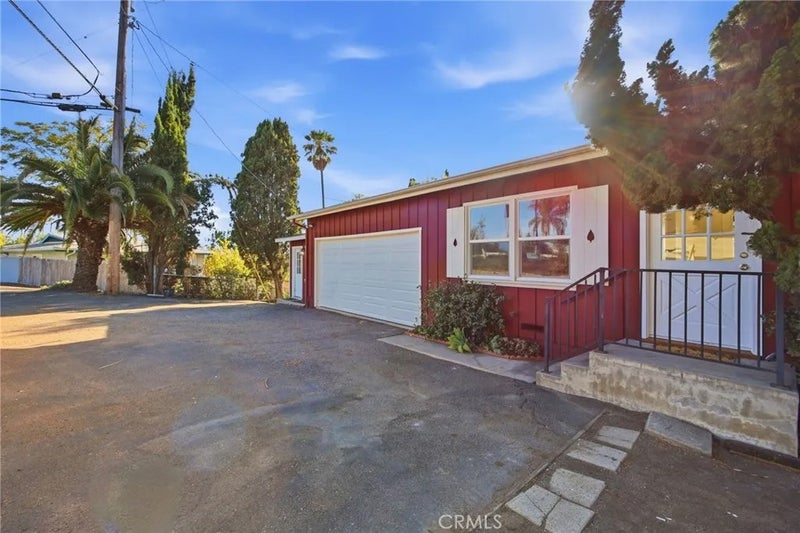 644 Hillside Terrace