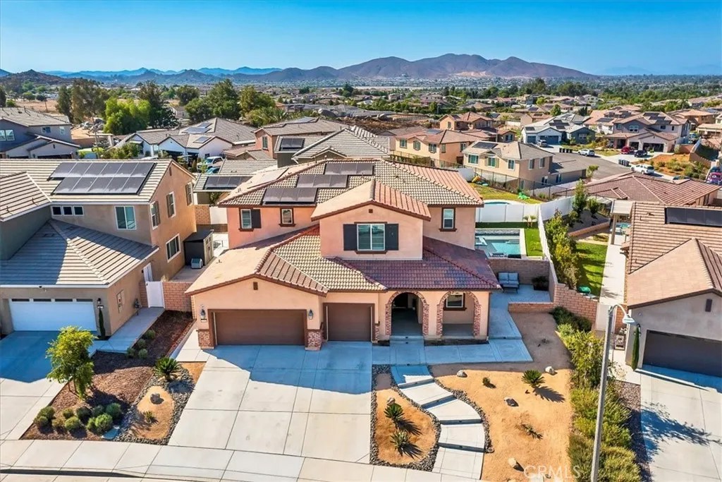 26286 Silver Birch Drive