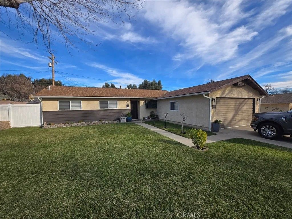 Photo of 4965 N Crescent, San Bernardino, CA 92407 (MLS # IV26027313)