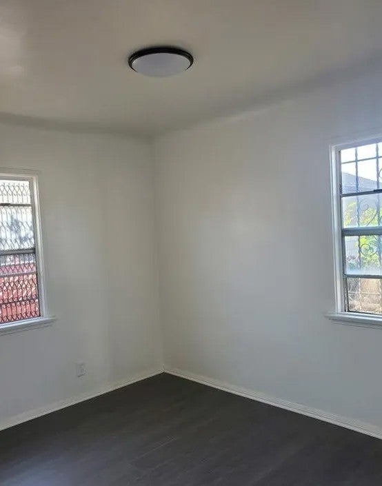 837 W Gage Avenue