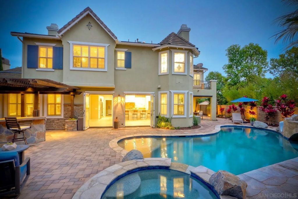 Photo of 7327 Circulo Papayo, Carlsbad, CA 92009 (MLS # 250044029)