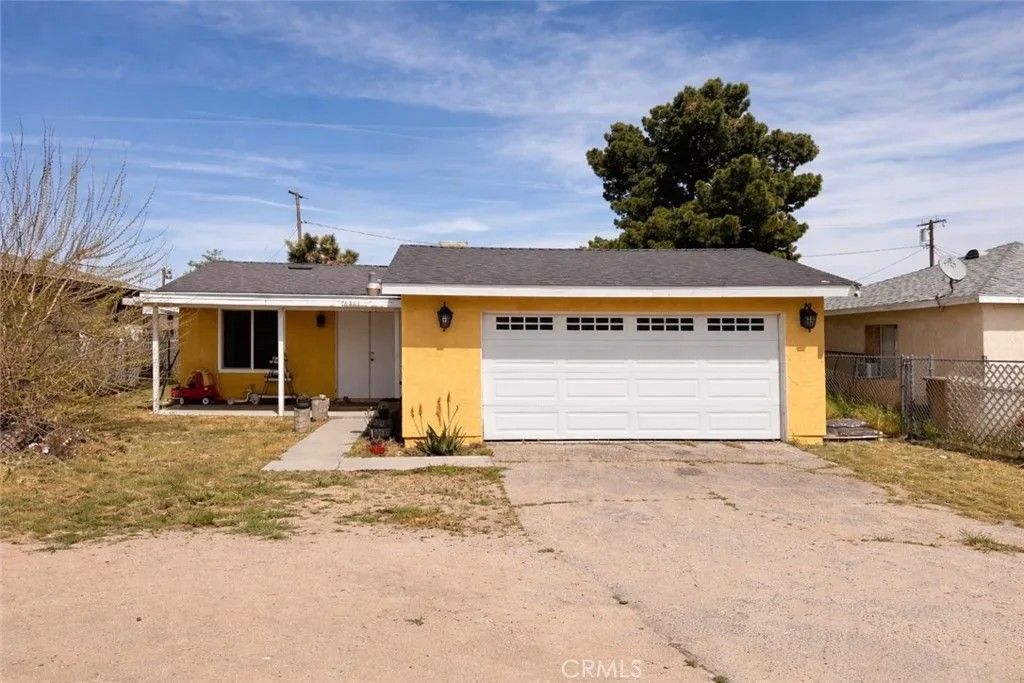 Photo of 16464 Orange St, Hesperia, CA 92345 (MLS # DW26066200)