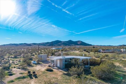 437 Mallow Road Landers CA 92285