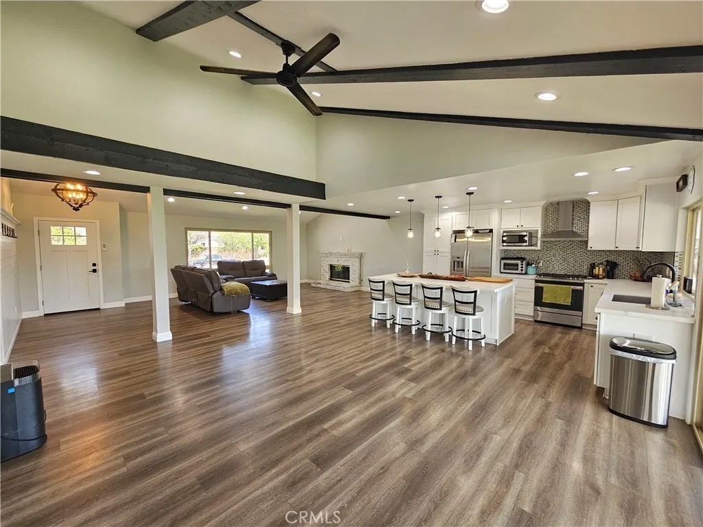 4722 Summit