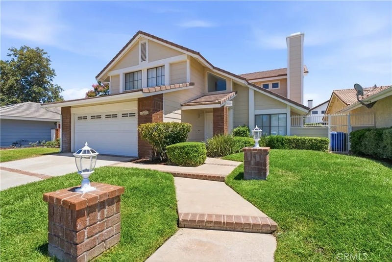 26060 Sombras Court