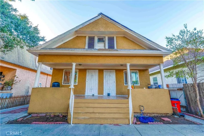 651 E 53rd