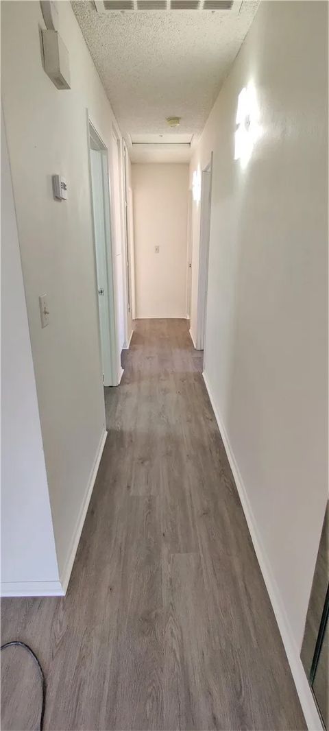 Tiny photo for 18126 Sundowner Way #1142, Canyon Country, CA 91387 (MLS # SB25238801)