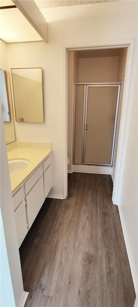 Tiny photo for 18126 Sundowner Way #1142, Canyon Country, CA 91387 (MLS # SB25238801)
