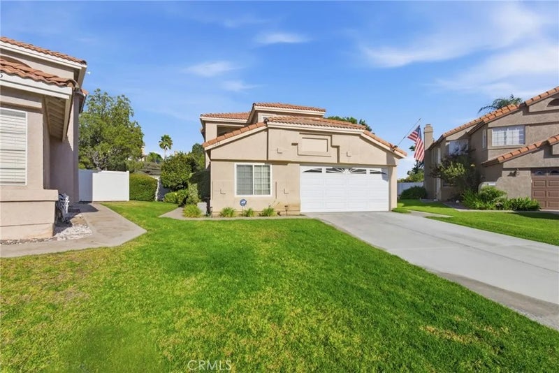 7211 Sunrise Court