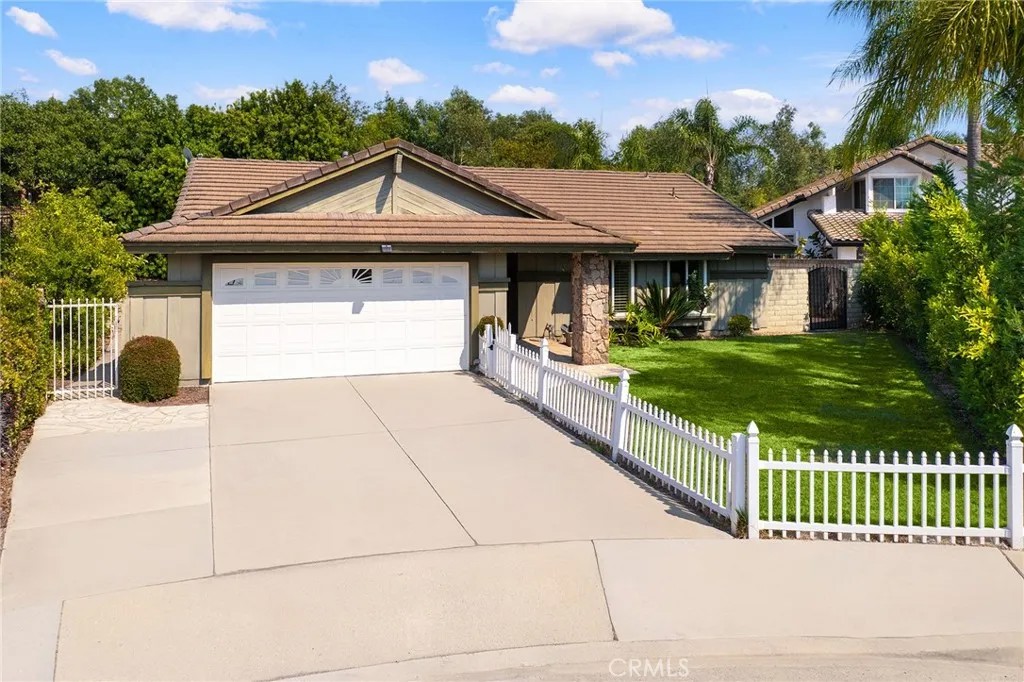 1246 Kinglake Drive