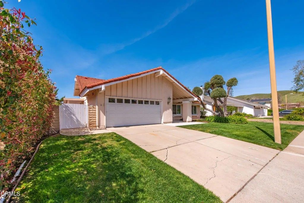 Photo of 2933 Great Smokey Court, Westlake Village, CA 91362 (MLS # V1-35277)