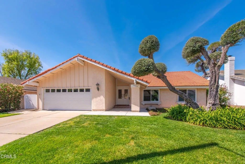 Photo of 2933 Great Smokey Court, Westlake Village, CA 91362 (MLS # V1-35277)