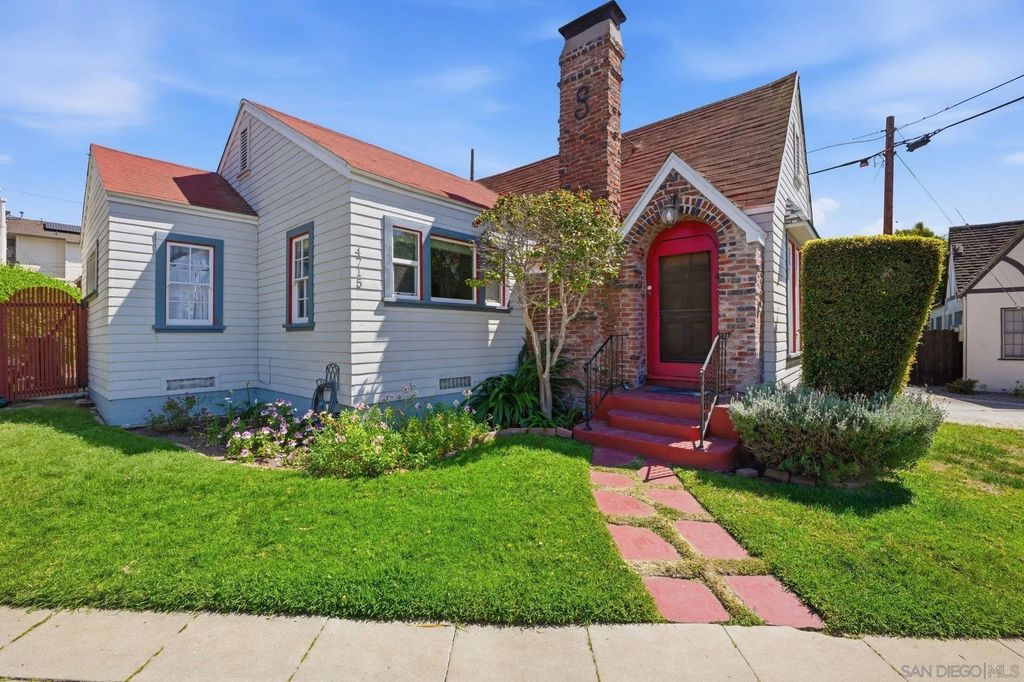 Photo of 4715 Panorama Dr, San Diego, CA 92116 (MLS # 260007508)