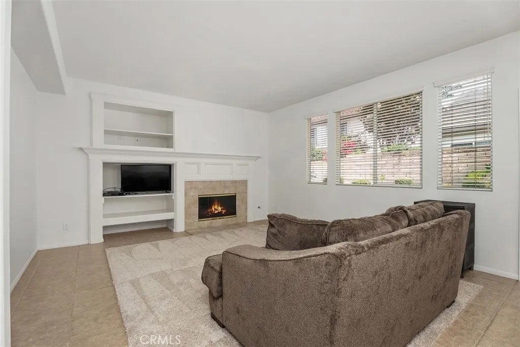 24985 Pam Court