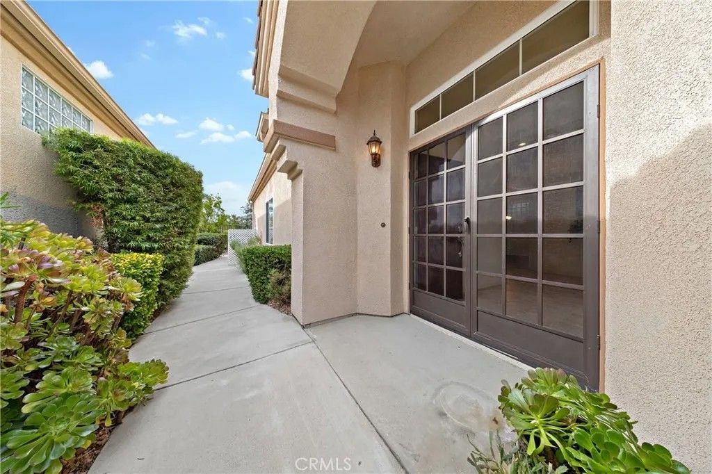 Photo of 24175 Via Llano, Murrieta, CA 92562 (MLS # SW26056269)