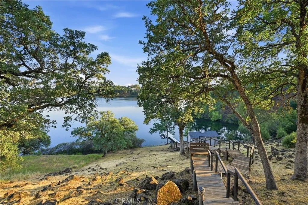 Photo of 18387 N Shore Dr, Hidden Valley Lake, CA 95467 (MLS # LC26077022)