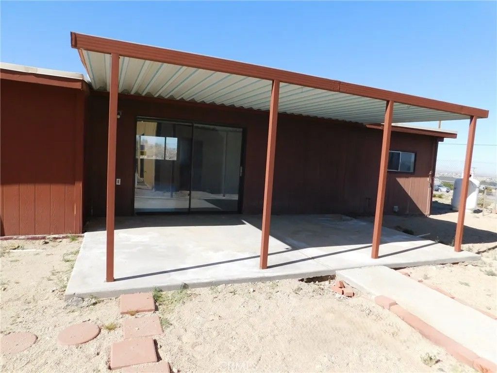 Photo of 7491 Sherman Hoyt Ave, 29 Palms, CA 92277 (MLS # JT26029923)