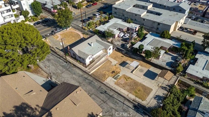 10267 Tujunga Canyon