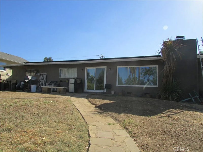 1407 Pacific Street