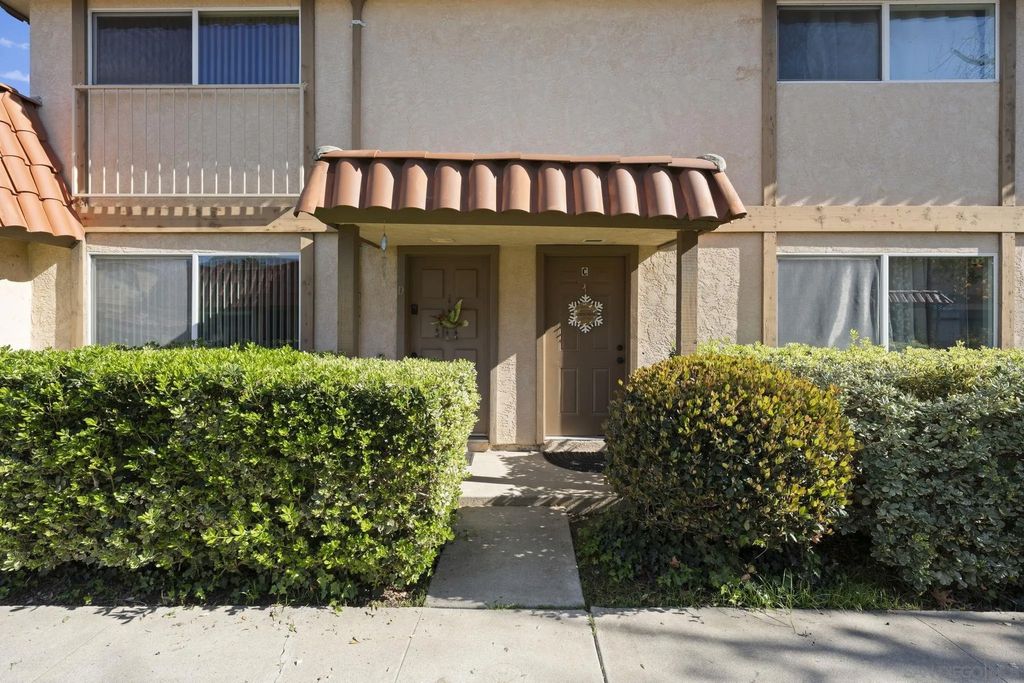 Photo of 910 N N Fig St #D, Escondido, CA 92026 (MLS # 260002448)