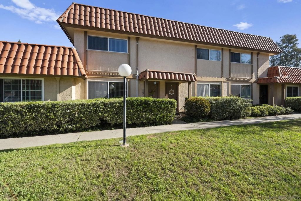 Photo of 910 N N Fig St #D, Escondido, CA 92026 (MLS # 260002448)