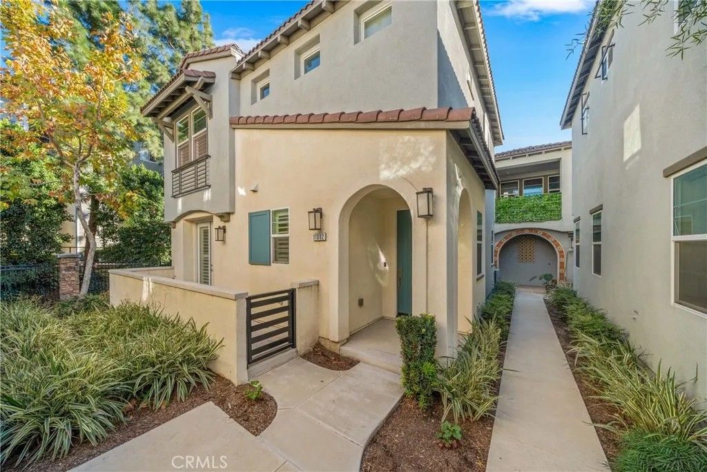 Photo of 11082 Panoramic Dr, Rancho Cucamonga, CA 91730 (MLS # CV25276296)