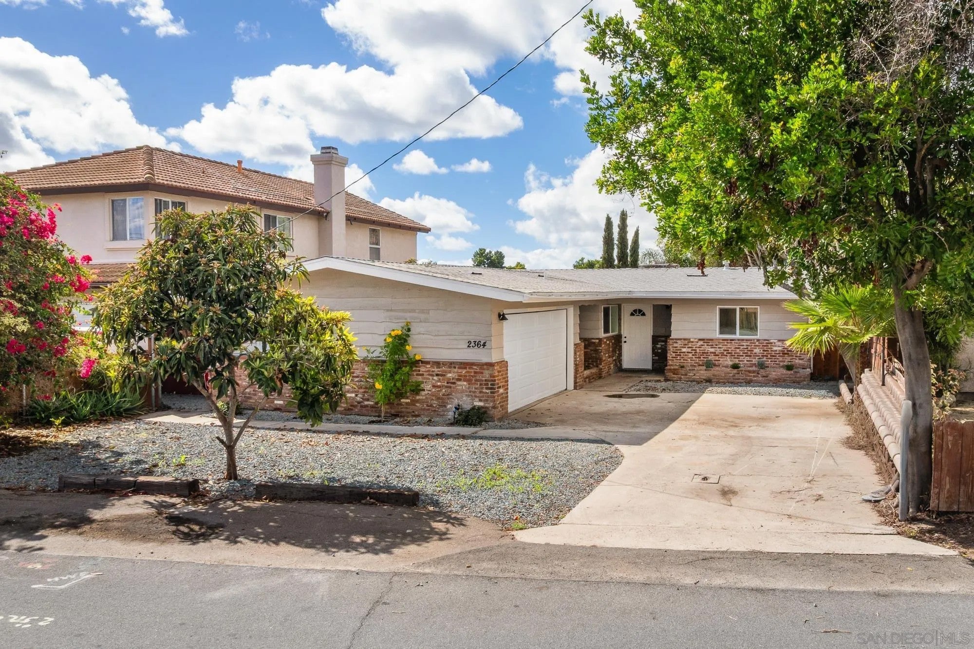 2364 Bonita Street