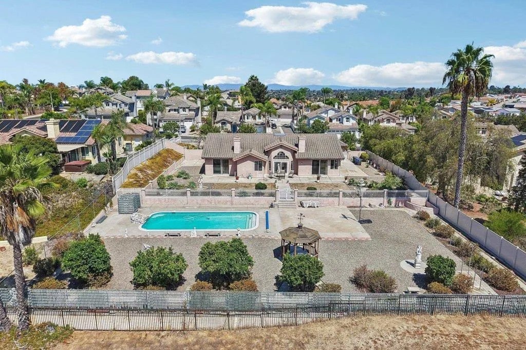 Photo of 638 Cantara Lane, Vista, CA 92081 (MLS # NDP2608093)
