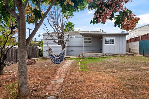 Tiny photo for 934 W 4th Ave, Escondido, CA 92025 (MLS # 250042413)