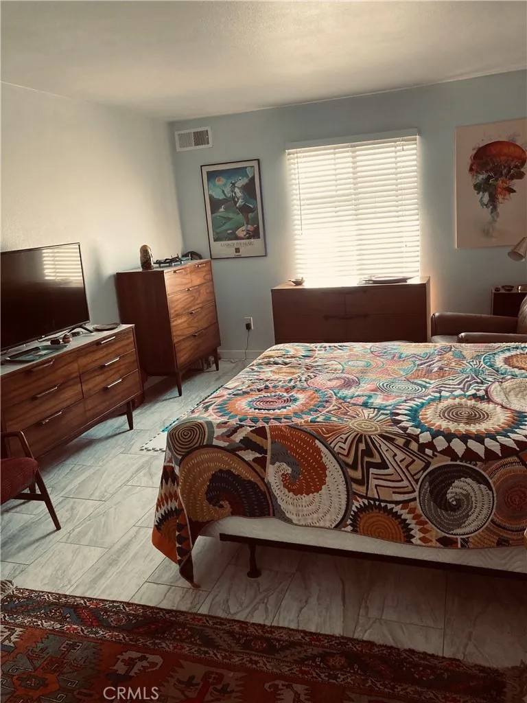 6351 Riverside 69