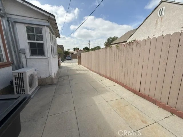 521 E Chestnut