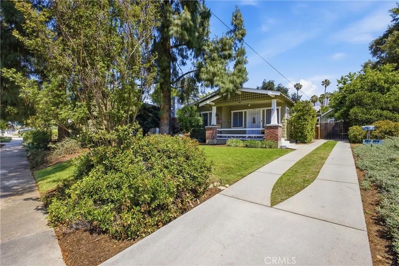 547 E Woodbury Road