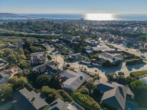 5455 Parkview Dr, La Jolla, CA 92037 - #: NDP2600458