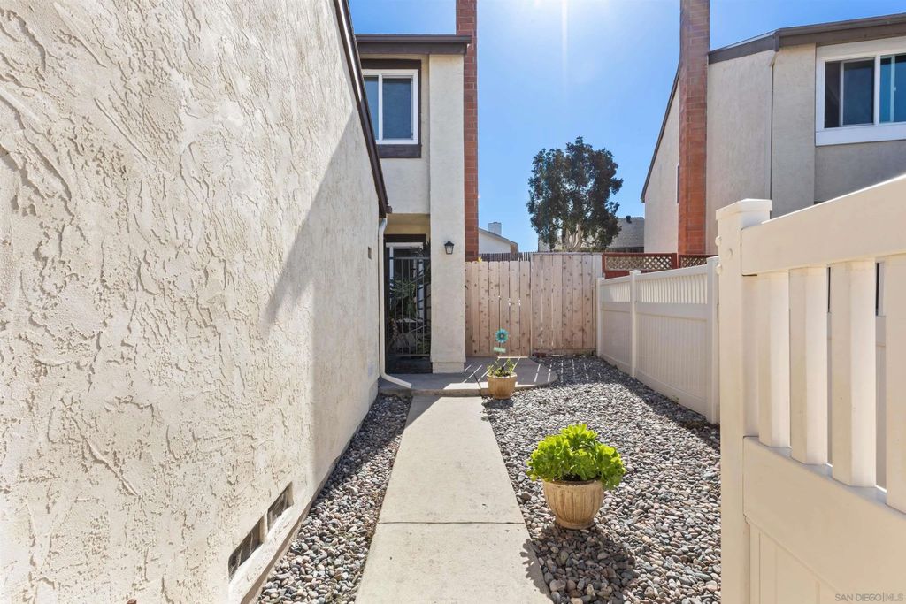 Photo of 8963 Capcano Rd, San Diego, CA 92126 (MLS # 260002382)