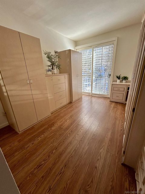 Tiny photo for 2410 Albatross St #9, San Diego, CA 92101 (MLS # 250040544)
