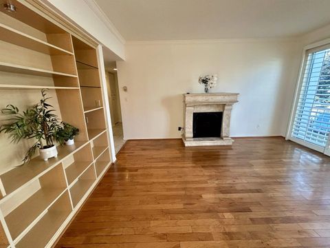 Tiny photo for 2410 Albatross St #9, San Diego, CA 92101 (MLS # 250040544)