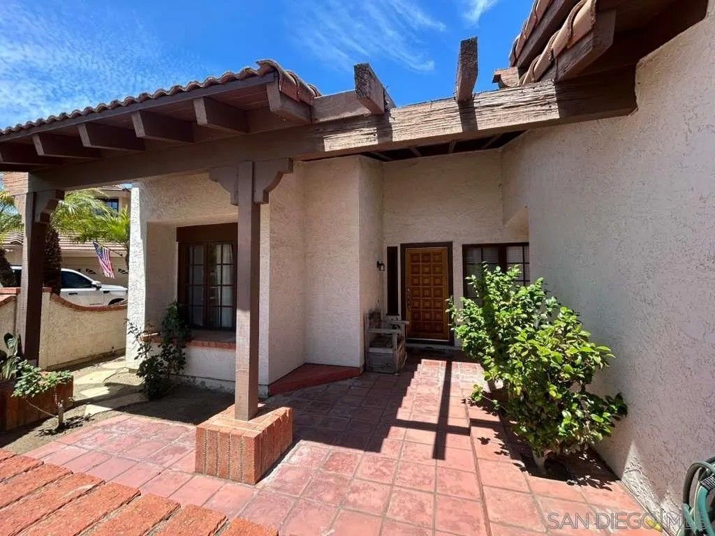 Photo of 12592 Heatherfield Ln, San Diego, CA 92128 (MLS # 260010079)