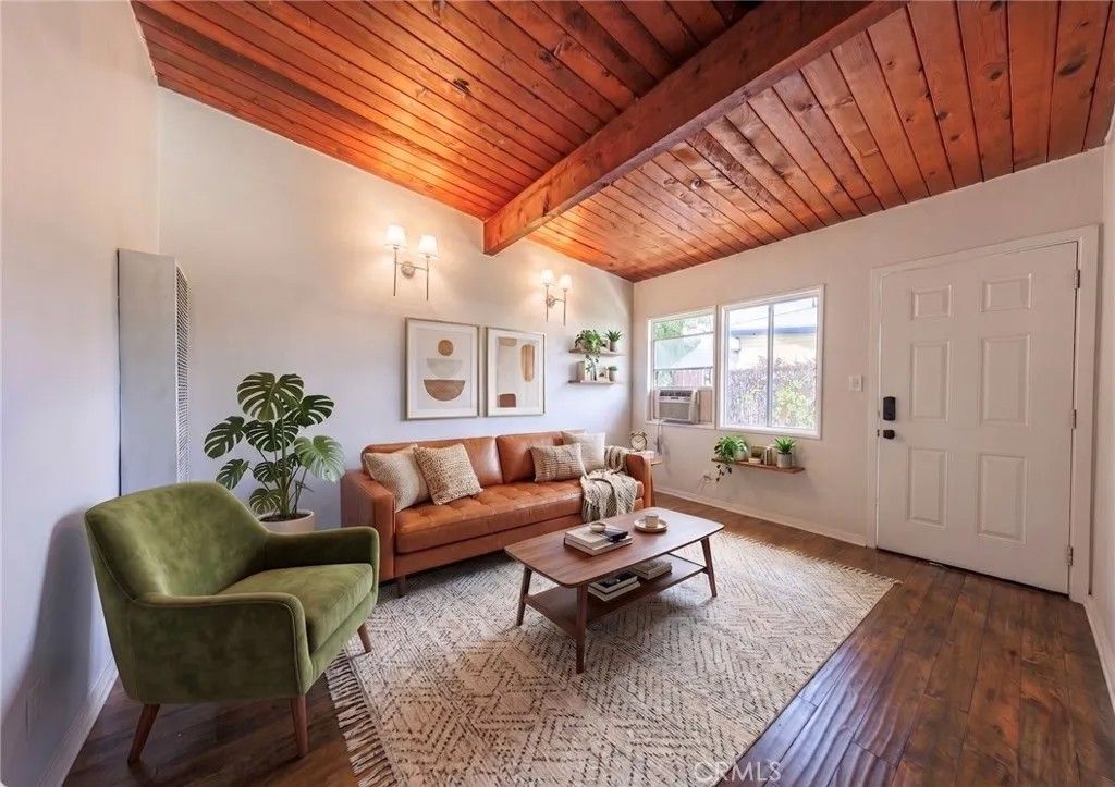 Photo of 5629 Cleon AVE, North Hollywood, CA 91601 (MLS # BB26098181)