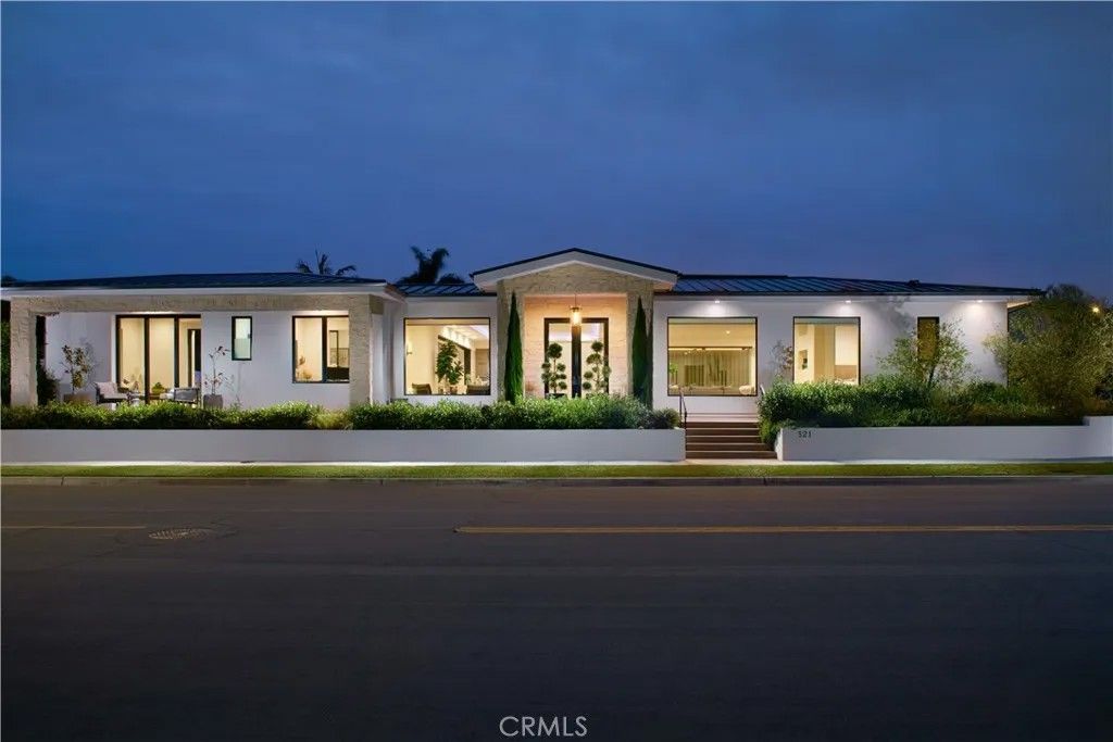 Photo of 521 Angelita Dr, Corona Del Mar, CA 92625 (MLS # NP26055648)